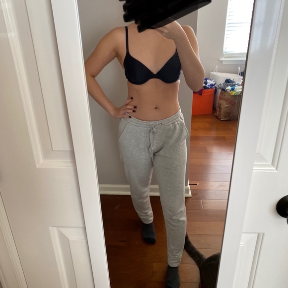 Assortment of bras mostly 32b - Picture 7 of 14